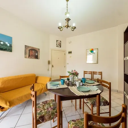 Tiziano Silvi Apartment *